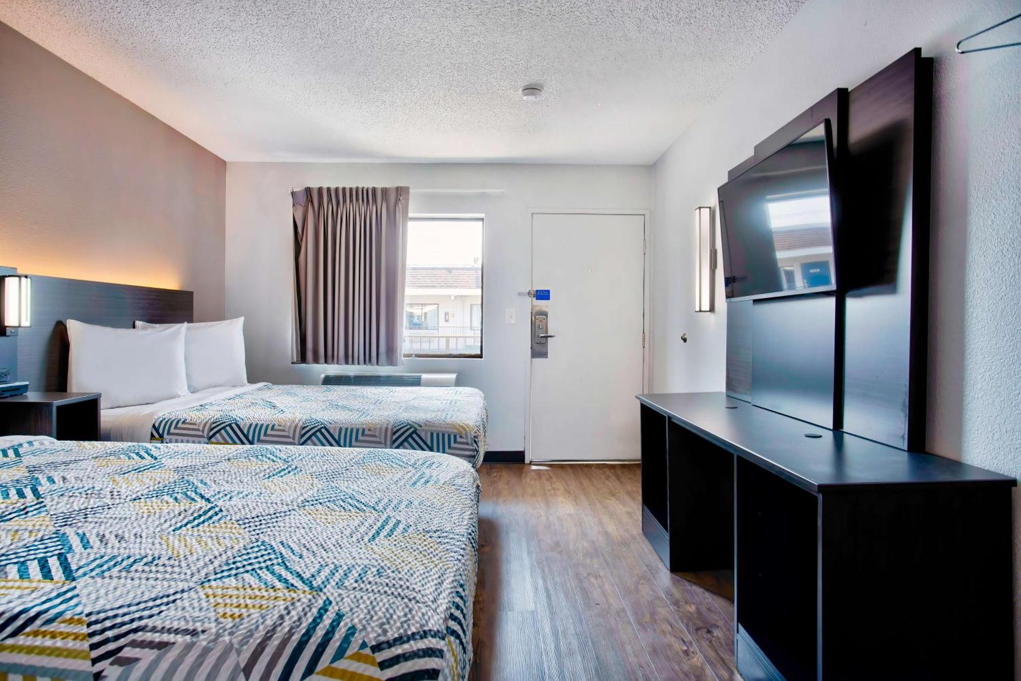 Motel 6-Salem, Or Екстериор снимка